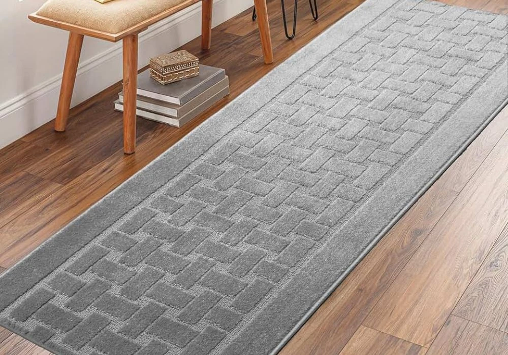 Long decorative runner rugs for hallways and corridors.