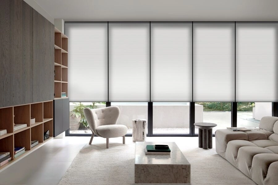 Minimalist white pleated window blinds for Dubai villas.