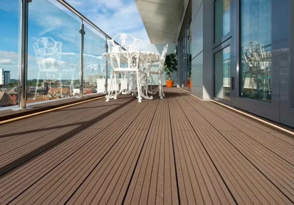 High rise balcony with dark WPC deck