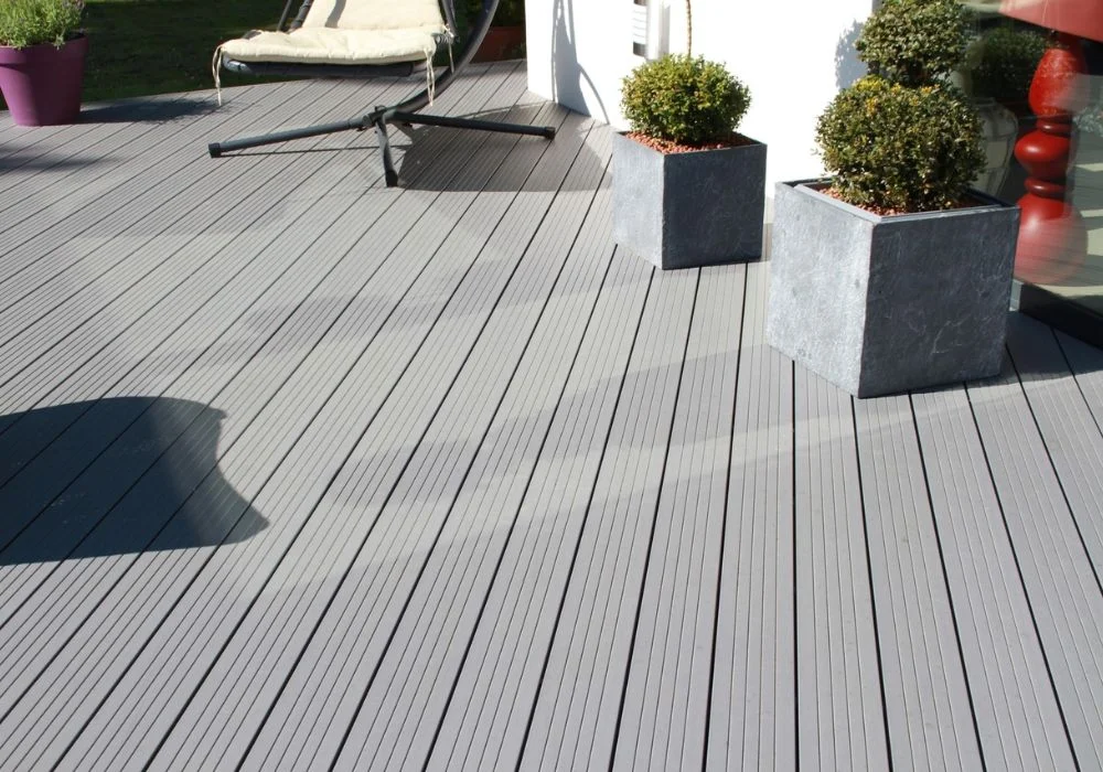 Light grey WPC deck flooring on terrace