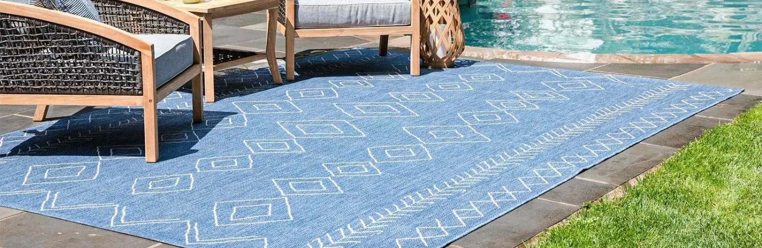 Outdoor mats in Dubai pool side