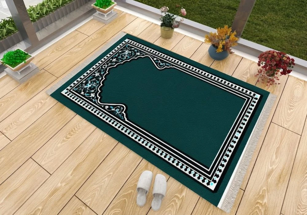 Dark Green Islamic Prayer Mat Dubai
