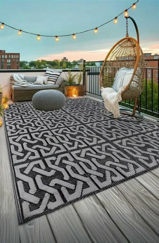 Outdoor mats in Dubai rooftop balcony