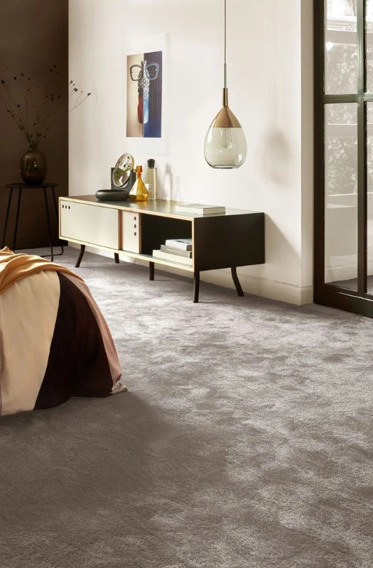 Taupe wool carpet in Dubai bedroom interior