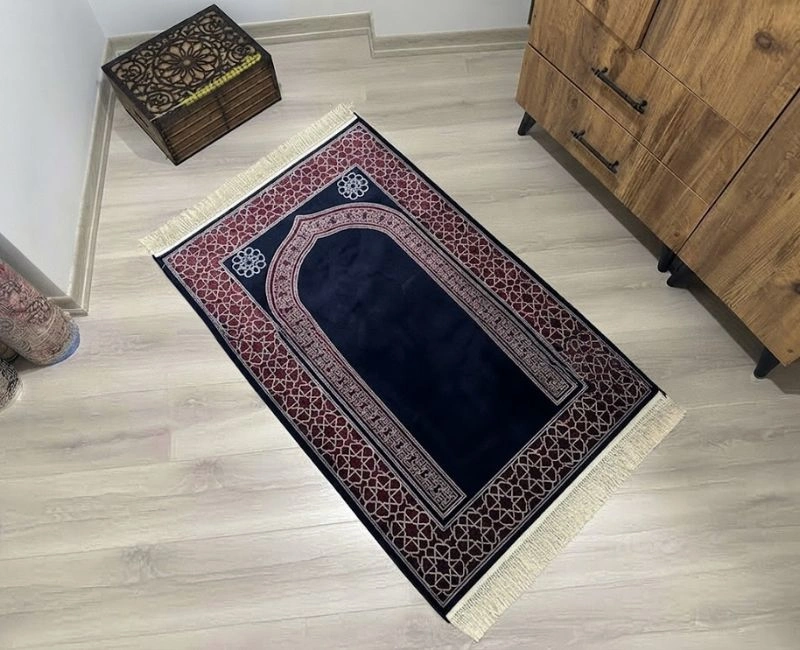 Dark Blue Patterned Prayer Mat