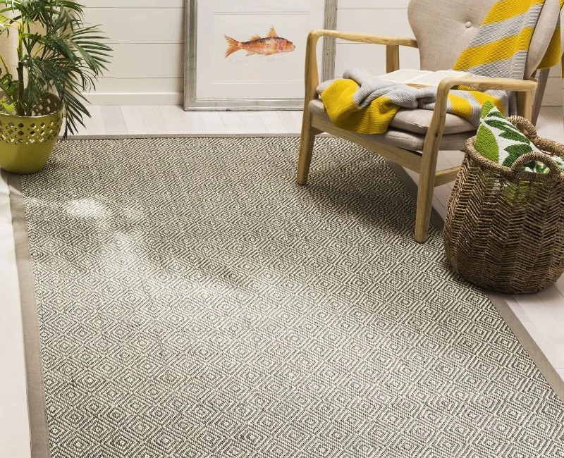 Patterned indoor sisal rug in Dubai