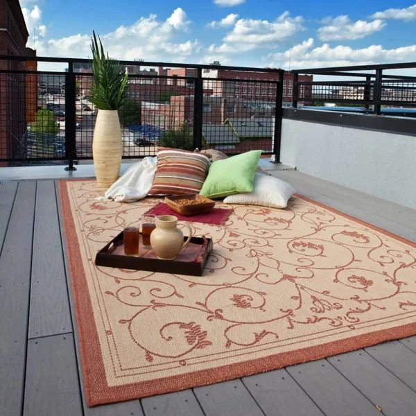 Outdoor mats in Dubai gazebo design