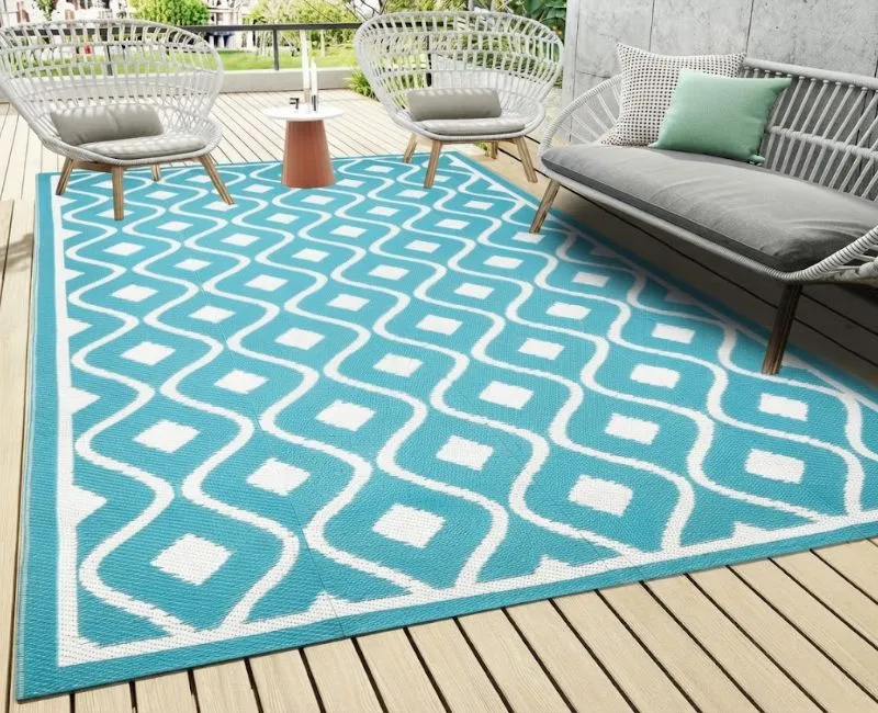 Outdoor mats in Dubai light blue