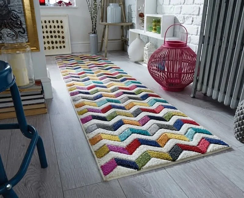 Colorful zigzag patterned runner rug in Dubai