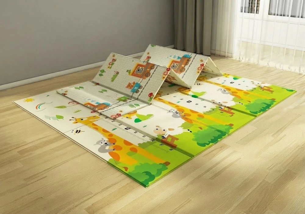 Foldable Animal Growth Chart Play Mat